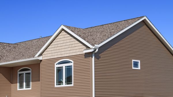 Cost of Residential Siding Service in Waukesha