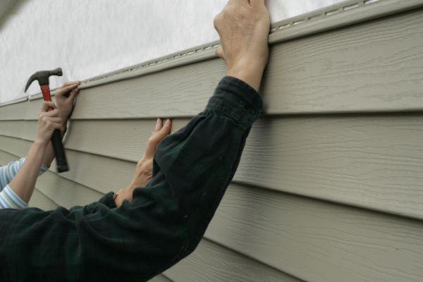 Cost of Insulated Siding Installation in Waukesha