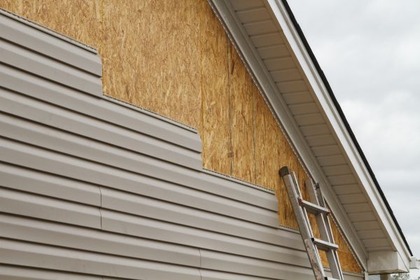 Cost of Grey Vinyl Siding Installation in Waukesha