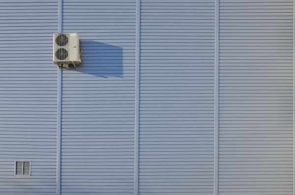 Cost of Flat Metal Siding Installation in Waukesha